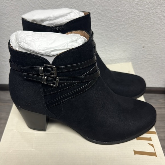 LifeStride Jezebel Bootie - Picture 5 of 6